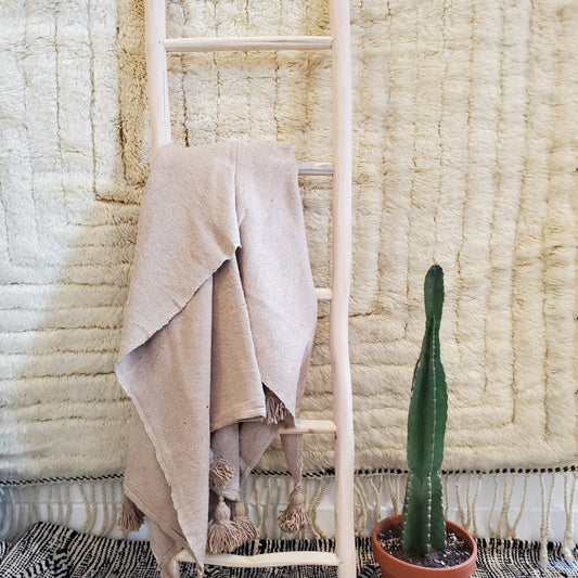 Moroccan Handmade Blanket with Pompom - Beige