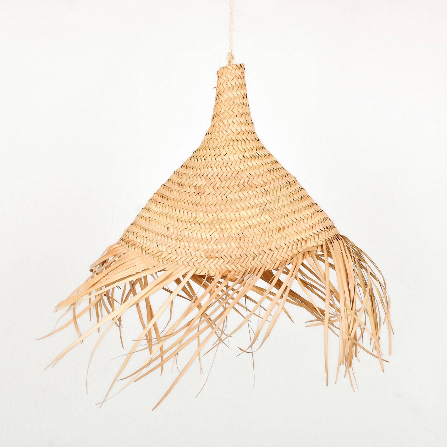 Stylish Straw Chandelier Luminaire Suspension for a Boho Chic Look