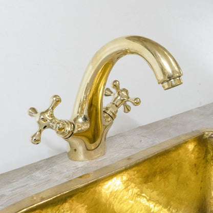 Single Hole Bathroom Vanity Faucet