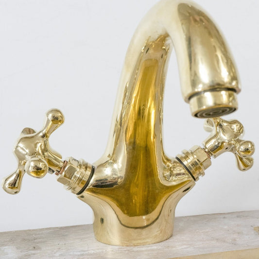 Single Hole Bathroom Vanity Faucet