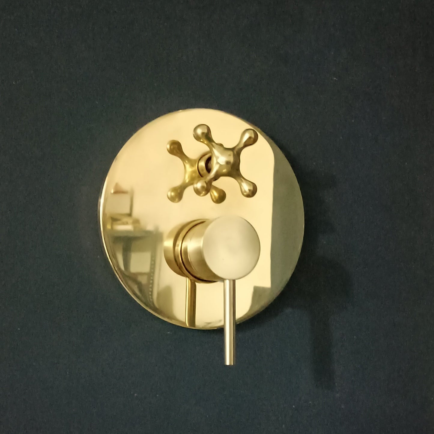 Unlacquered Brass Concealed Shower with cross handle - Brassna